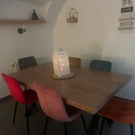 Casa vacanze Maison De Bourg Avec Patio *